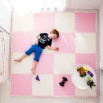 Duża mata piankowa edukacyjna puzzle Ricokids różowo-biała