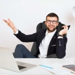 Fotel biurowy Sofotel Porto - materiałowy czarny 