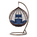 Fotel ogrodowy wiszący Hawana brązowy + ciemno niebieskie poduszki Sofotel