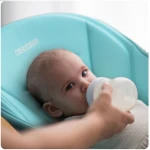 Krzesełko do karmienia ze stolikiem, leżaczek Belo niebieskie + pałąk 