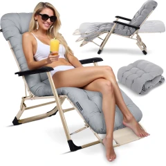 Leżak ogrodowy składany z poduszką Sofotel ChillWell jasno szary