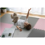 Mata piankowa puzzle 180x180cm 9 szt szaro różowa 